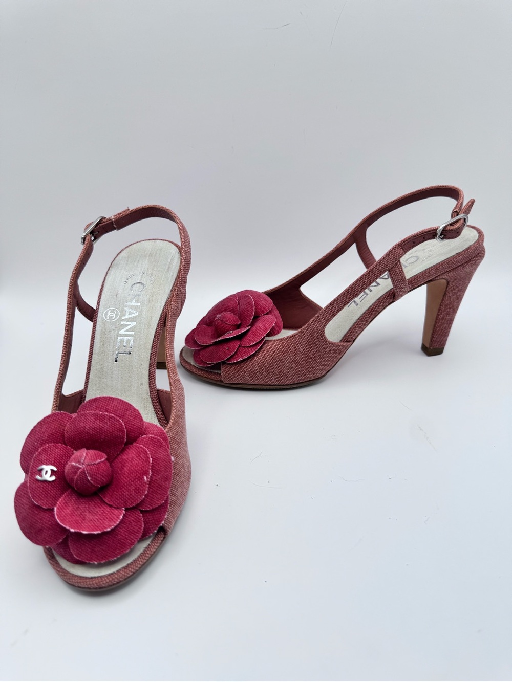 Chanel Camellia Flower Slingback Heels Pink Canvas CC Size 35.5
